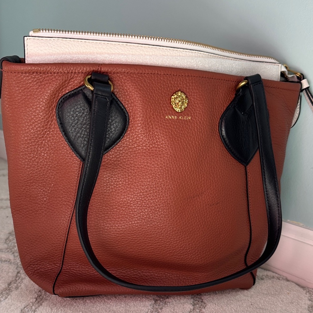 Anne Klein Straight Up SM Tote Pebbled Leather Tote in Rust and Black NWT